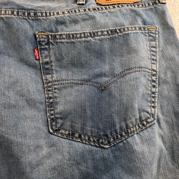 Levis Mens Jeans Size 46x34 Straight Leg 559 Relaxed Blue Denim Casual Classic - Picture 15 of 16